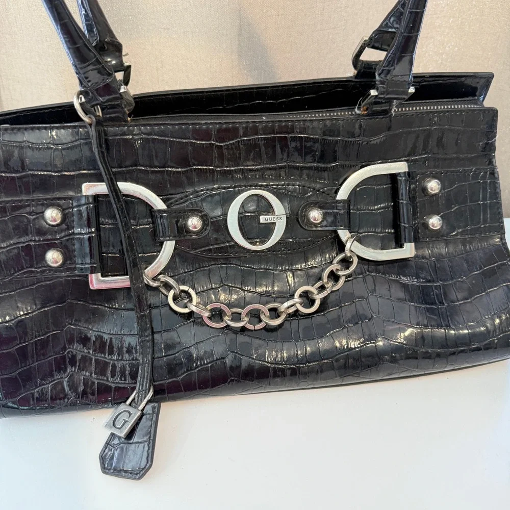 Guess shoulder bag
